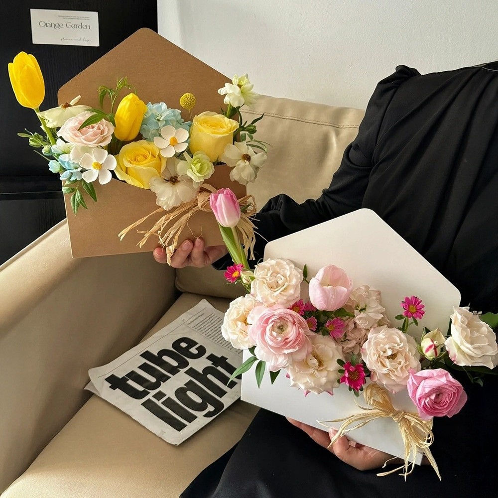 Envelope Shaped Cardboard Flow - Florist Supply Paper 评论和价格
